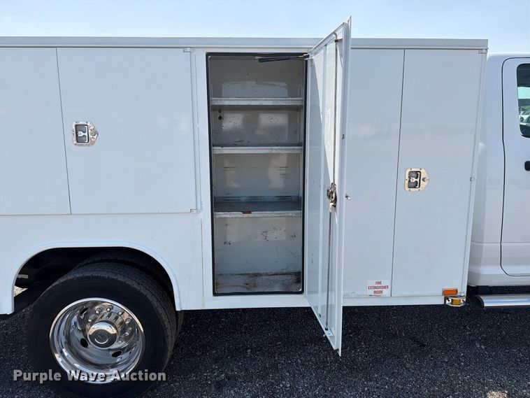 image for item FB5159 2017 RAM 5500 utility / service truck
