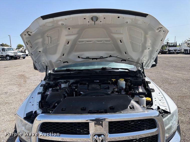 image for item FB5159 2017 RAM 5500 utility / service truck
