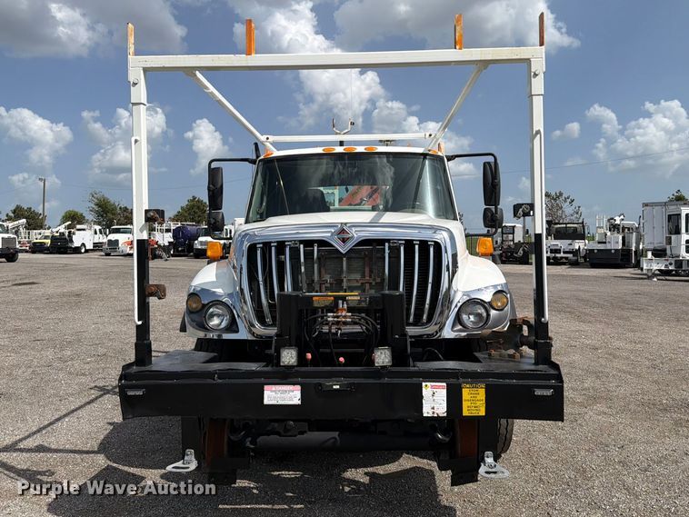 image for item FB5164 2010 International WorkStar 7500 Crew Cab crane truck