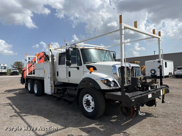 image for item FB5164 2010 International WorkStar 7500 Crew Cab crane truck