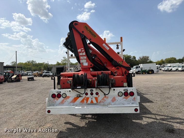 image for item FB5164 2010 International WorkStar 7500 Crew Cab crane truck