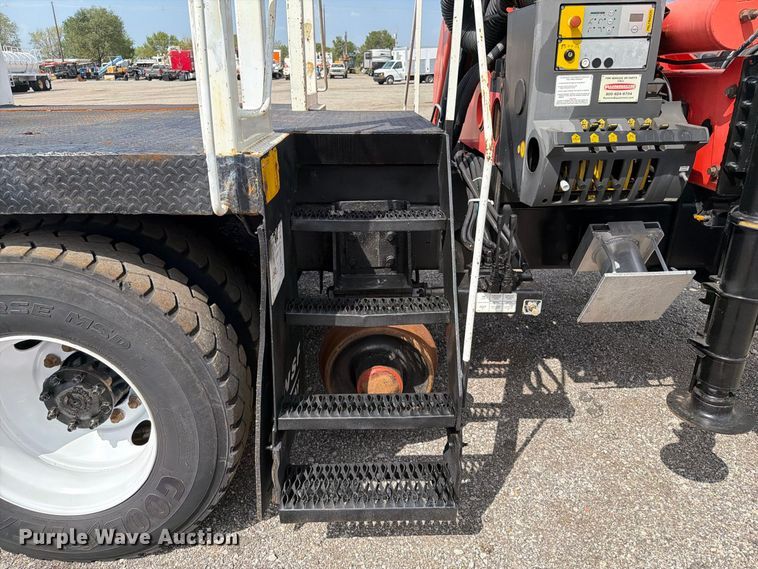 image for item FB5164 2010 International WorkStar 7500 Crew Cab crane truck