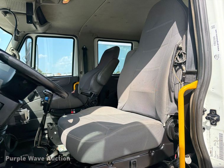 image for item FB5164 2010 International WorkStar 7500 Crew Cab crane truck