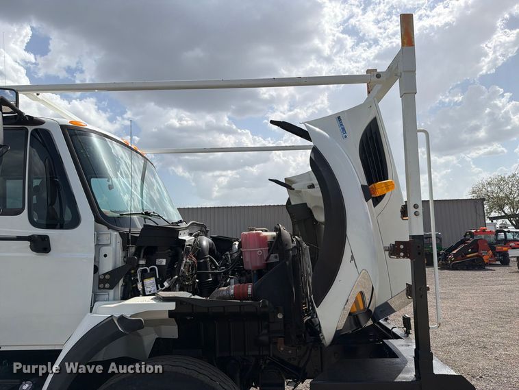 image for item FB5164 2010 International WorkStar 7500 Crew Cab crane truck