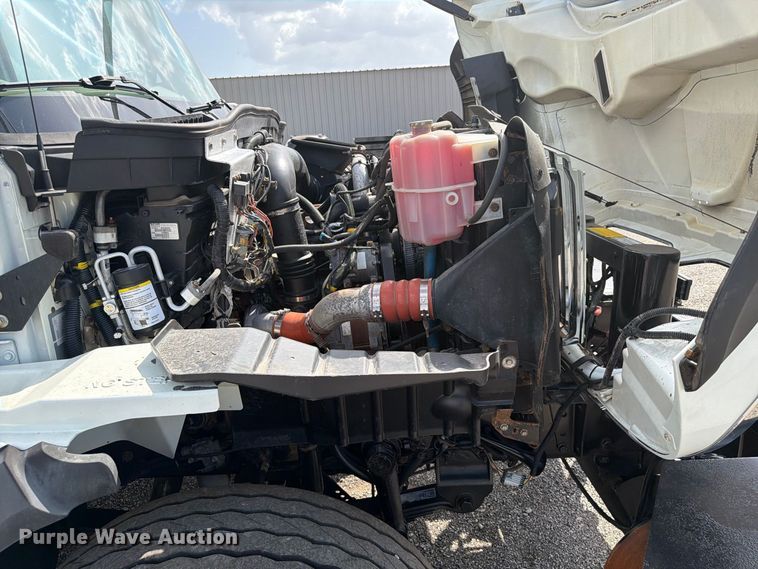 image for item FB5164 2010 International WorkStar 7500 Crew Cab crane truck