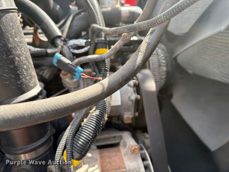 image for item FB5164 2010 International WorkStar 7500 Crew Cab crane truck
