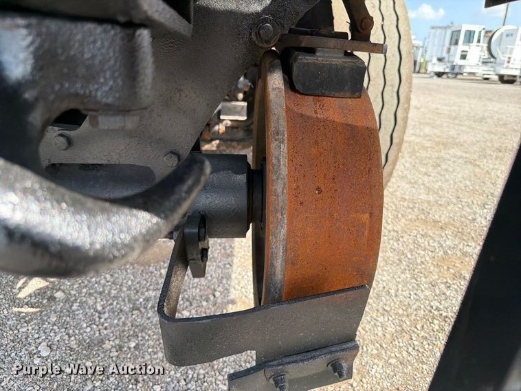 image for item FB5164 2010 International WorkStar 7500 Crew Cab crane truck