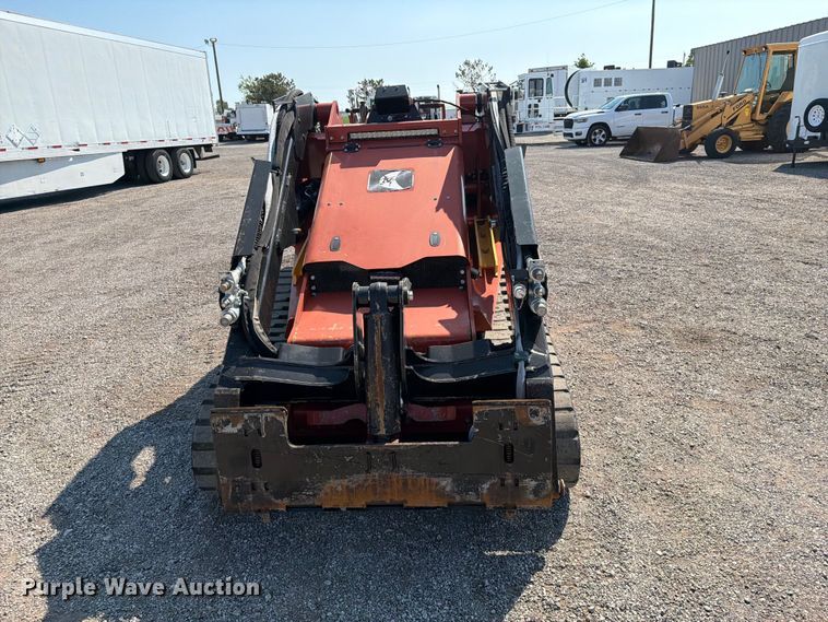 image for item FB5168 2022 Ditch Witch SK3000 compact utility loader