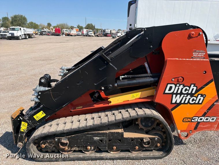 image for item FB5168 2022 Ditch Witch SK3000 compact utility loader