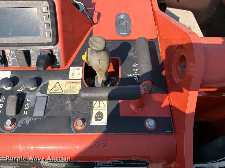 image for item FB5168 2022 Ditch Witch SK3000 compact utility loader