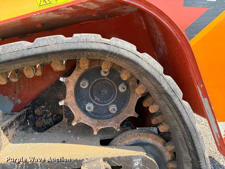 image for item FB5168 2022 Ditch Witch SK3000 compact utility loader