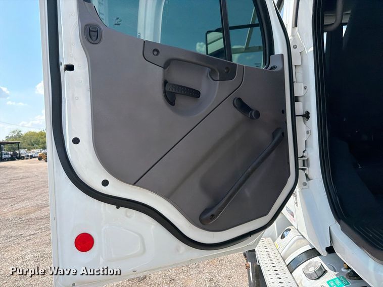 image for item FB5172 2012 Freightliner Business Class M2 Crew Cab crane truck