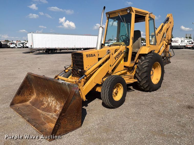 1984 Ford 555A backhoe