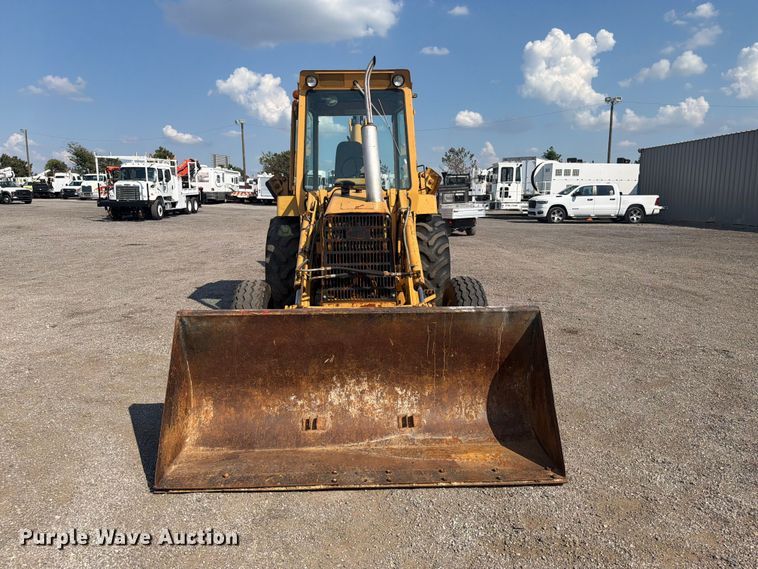 image for item FB5176 1984 Ford 555A backhoe