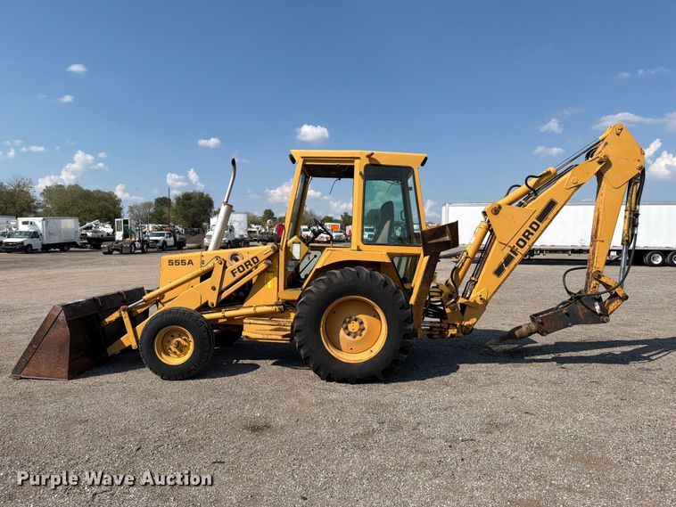 image for item FB5176 1984 Ford 555A backhoe
