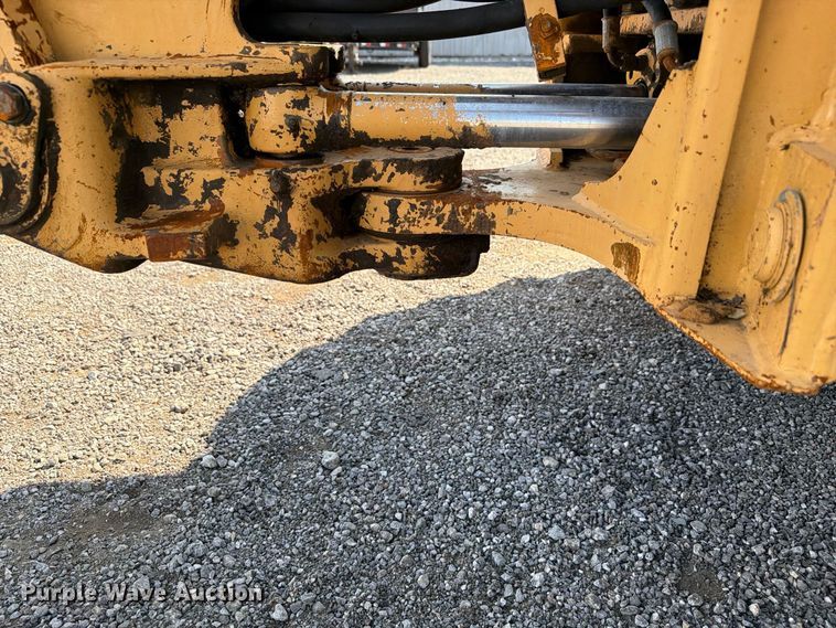image for item FB5176 1984 Ford 555A backhoe