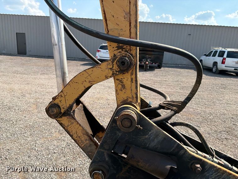 image for item FB5176 1984 Ford 555A backhoe