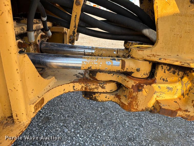 image for item FB5176 1984 Ford 555A backhoe