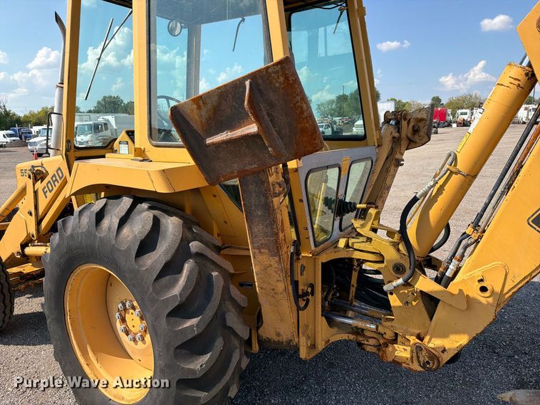 image for item FB5176 1984 Ford 555A backhoe