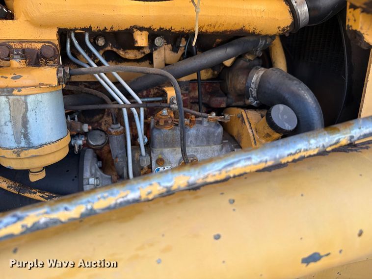 image for item FB5176 1984 Ford 555A backhoe