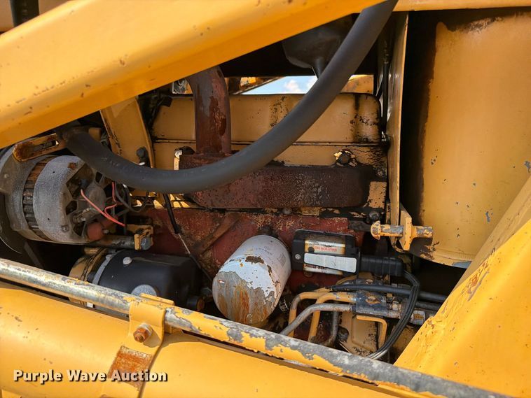 image for item FB5176 1984 Ford 555A backhoe