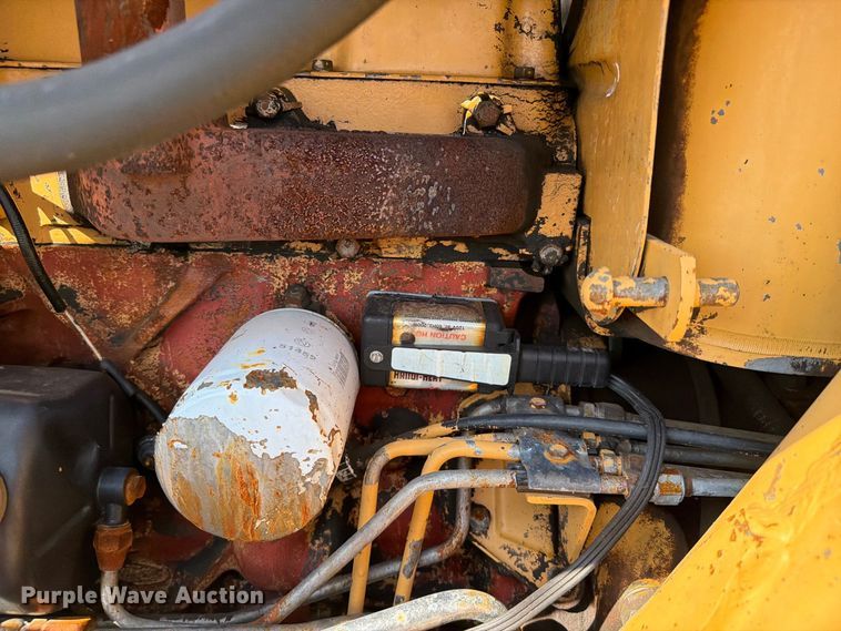 image for item FB5176 1984 Ford 555A backhoe
