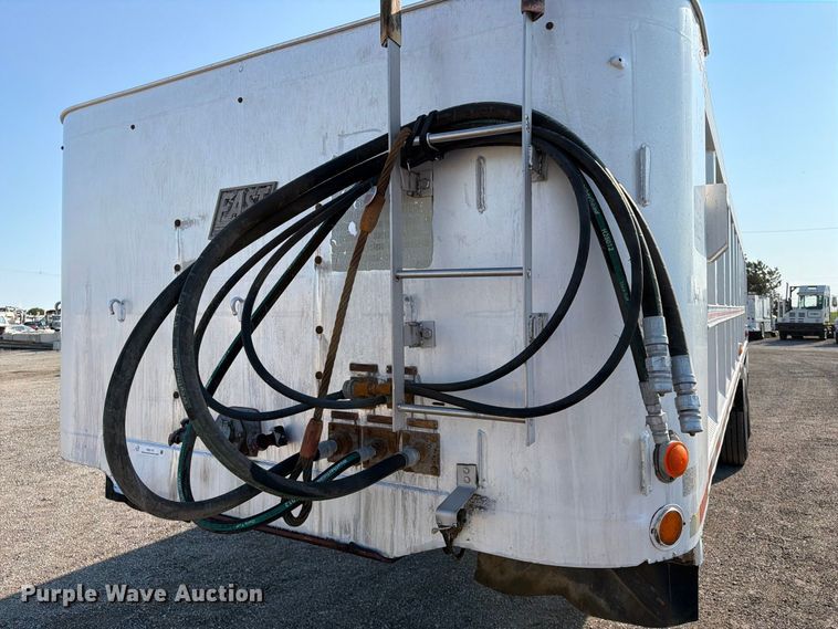 image for item FB5179 Fast Pusher ejector trailer