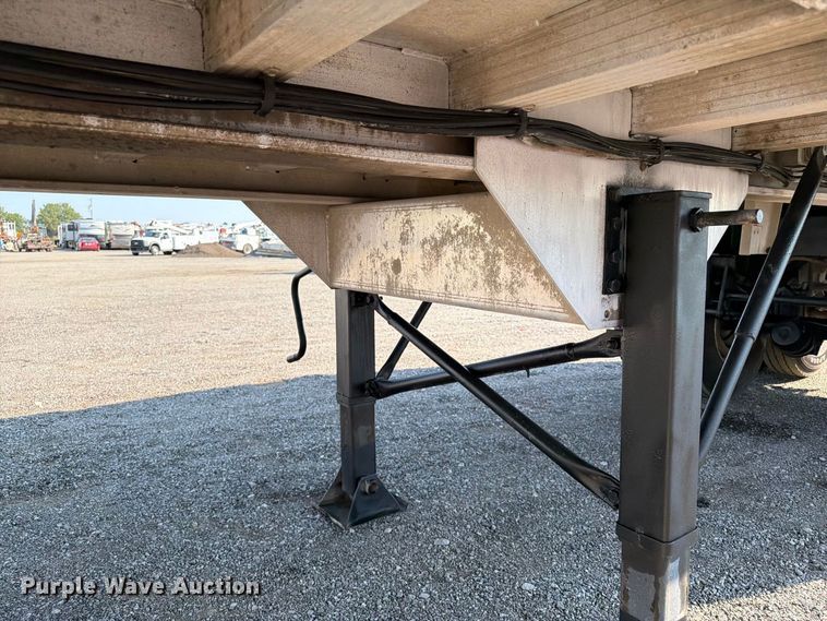 image for item FB5179 Fast Pusher ejector trailer