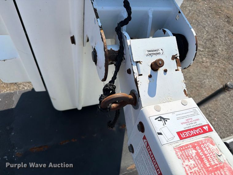 image for item FB5181 2008 Ford F450 Super Duty bucket truck