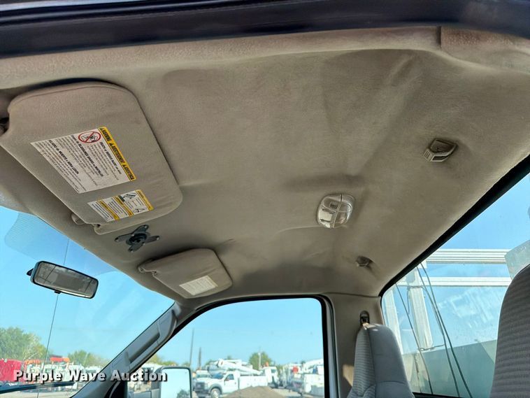 image for item FB5181 2008 Ford F450 Super Duty bucket truck