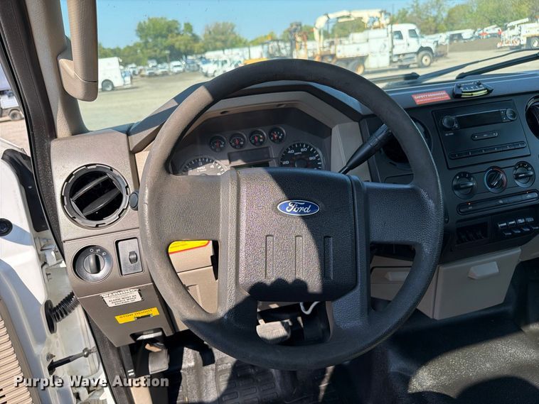 image for item FB5181 2008 Ford F450 Super Duty bucket truck