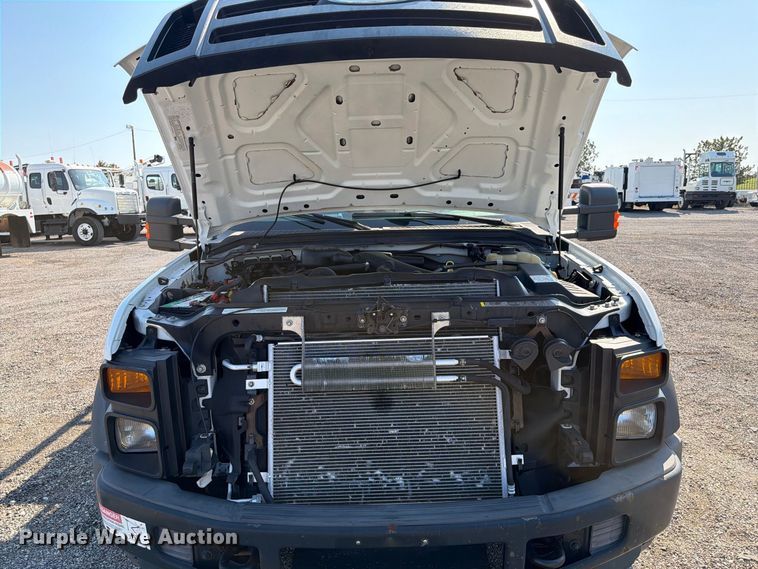 image for item FB5181 2008 Ford F450 Super Duty bucket truck