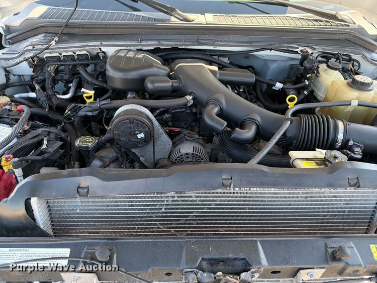 image for item FB5181 2008 Ford F450 Super Duty bucket truck