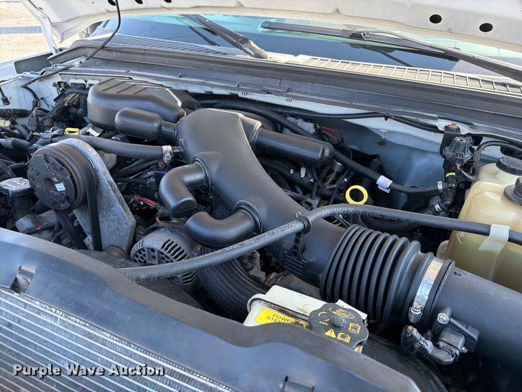 image for item FB5181 2008 Ford F450 Super Duty bucket truck