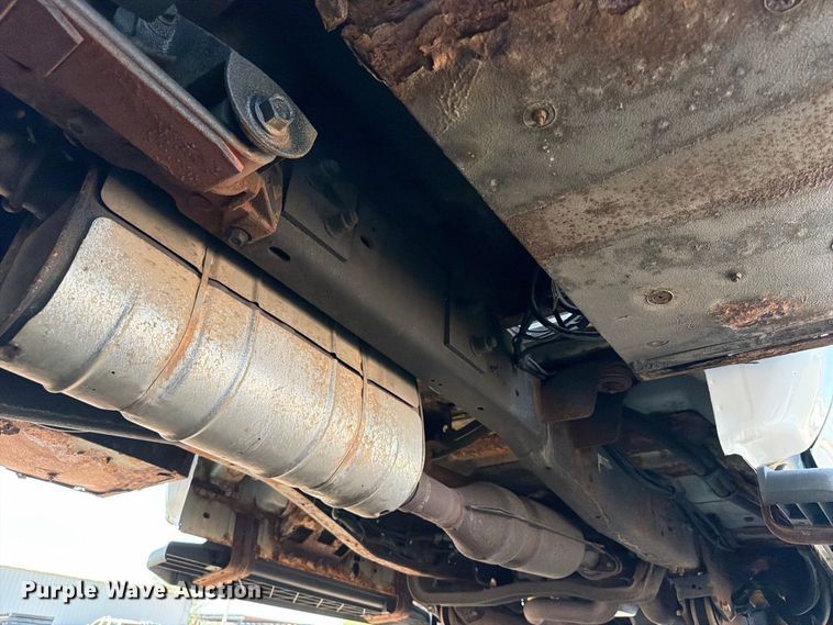 image for item FB5181 2008 Ford F450 Super Duty bucket truck