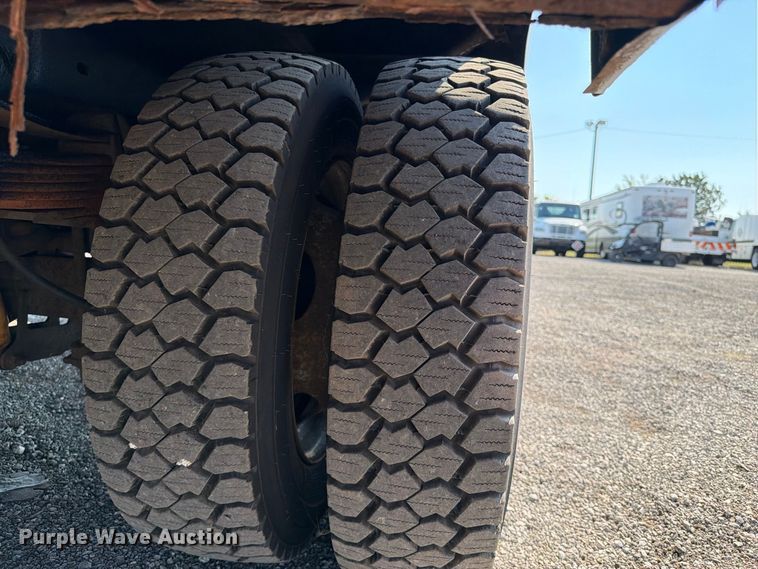 image for item FB5181 2008 Ford F450 Super Duty bucket truck