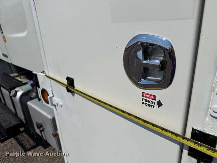 image for item FB5184 2012 Freightliner Business Class M2 crane truck