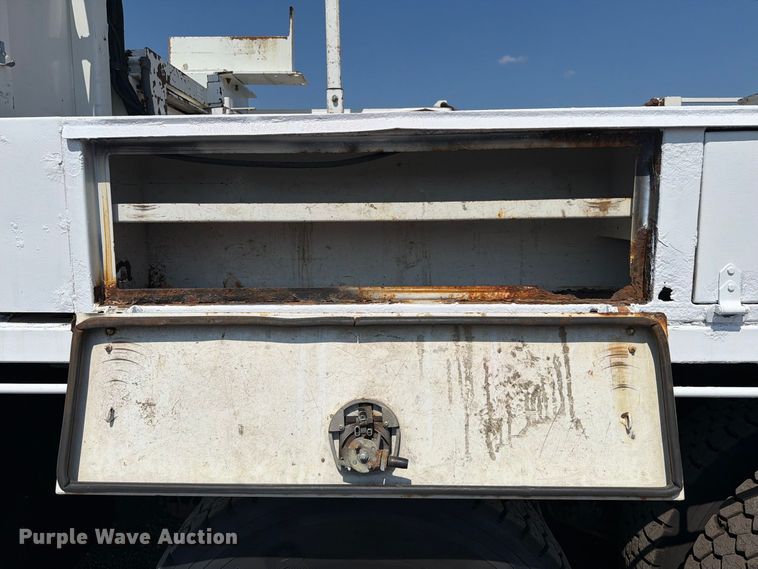 image for item FB5184 2012 Freightliner Business Class M2 crane truck