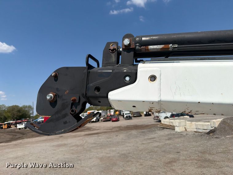 image for item FB5184 2012 Freightliner Business Class M2 crane truck