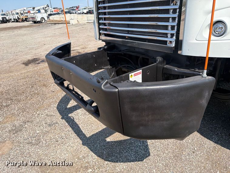 image for item FB5184 2012 Freightliner Business Class M2 crane truck