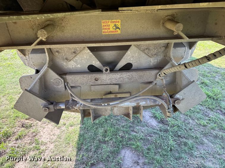image for item FB6739 2013 Travis S/102 bottom dump trailer