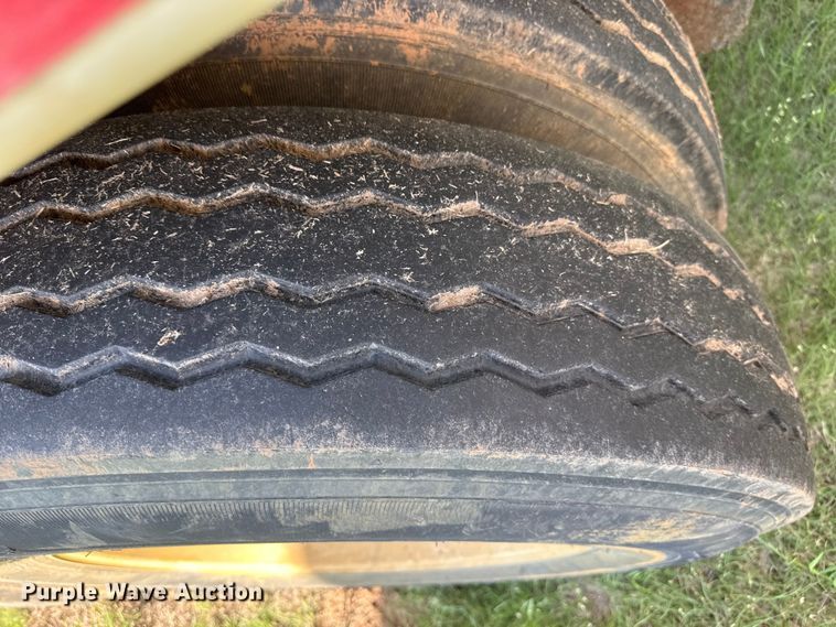 image for item FB6739 2013 Travis S/102 bottom dump trailer