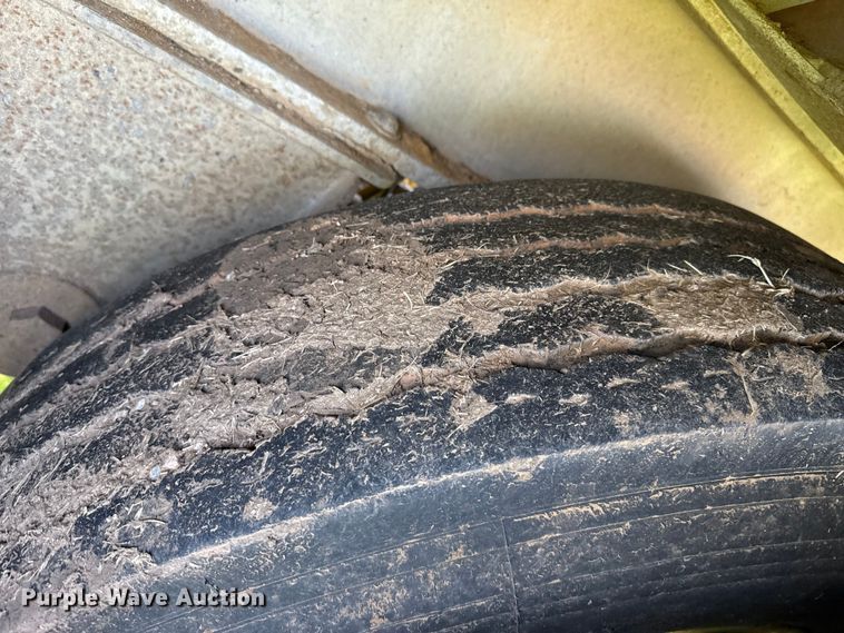 image for item FB6739 2013 Travis S/102 bottom dump trailer
