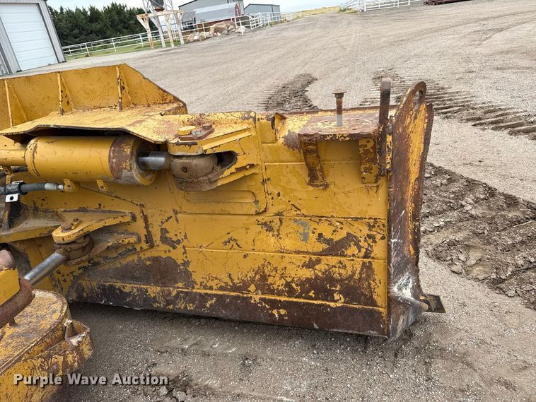 image for item FB6936 2008 Caterpillar D6N dozer