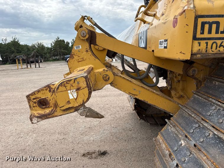 image for item FB6936 2008 Caterpillar D6N dozer