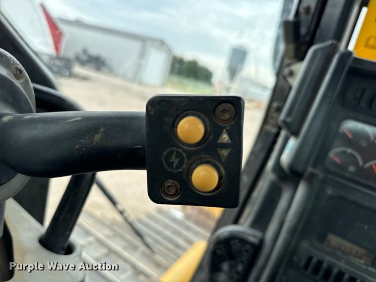 image for item FB6936 2008 Caterpillar D6N dozer
