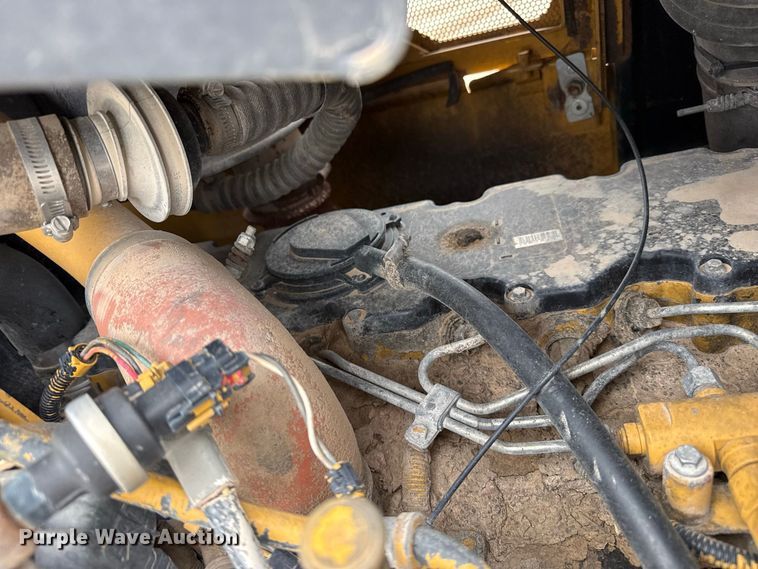 image for item FB6936 2008 Caterpillar D6N dozer