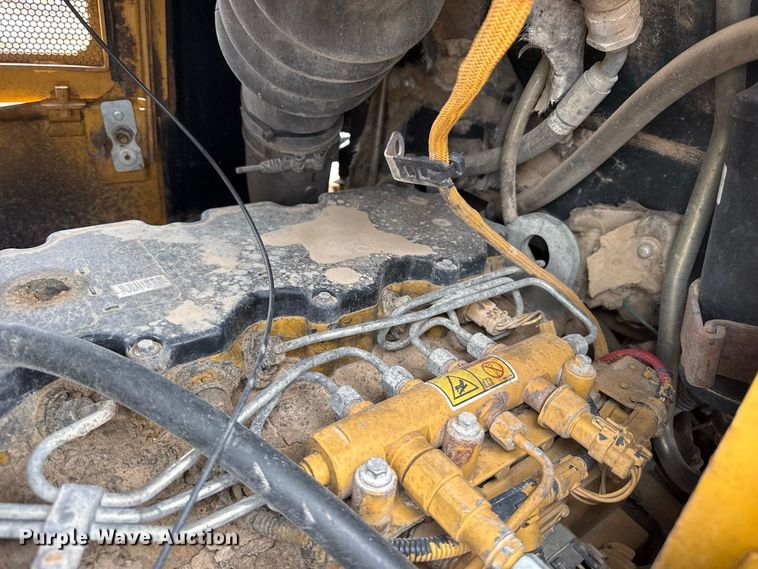 image for item FB6936 2008 Caterpillar D6N dozer