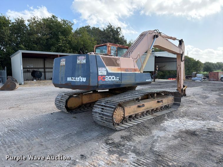 image for item FB8330 1992 Komatsu PC200LC-5L excavator
