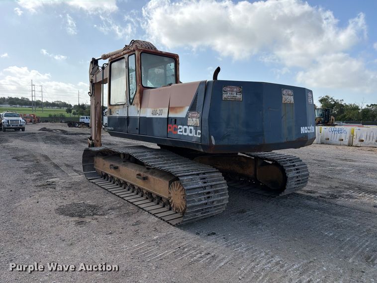 image for item FB8330 1992 Komatsu PC200LC-5L excavator